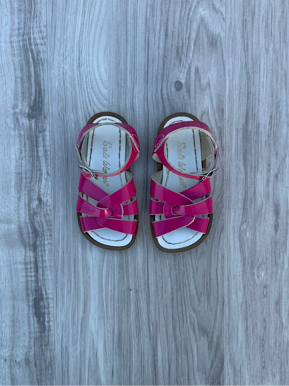 Salt Water Swimmer Sandals Fuchsia Pink